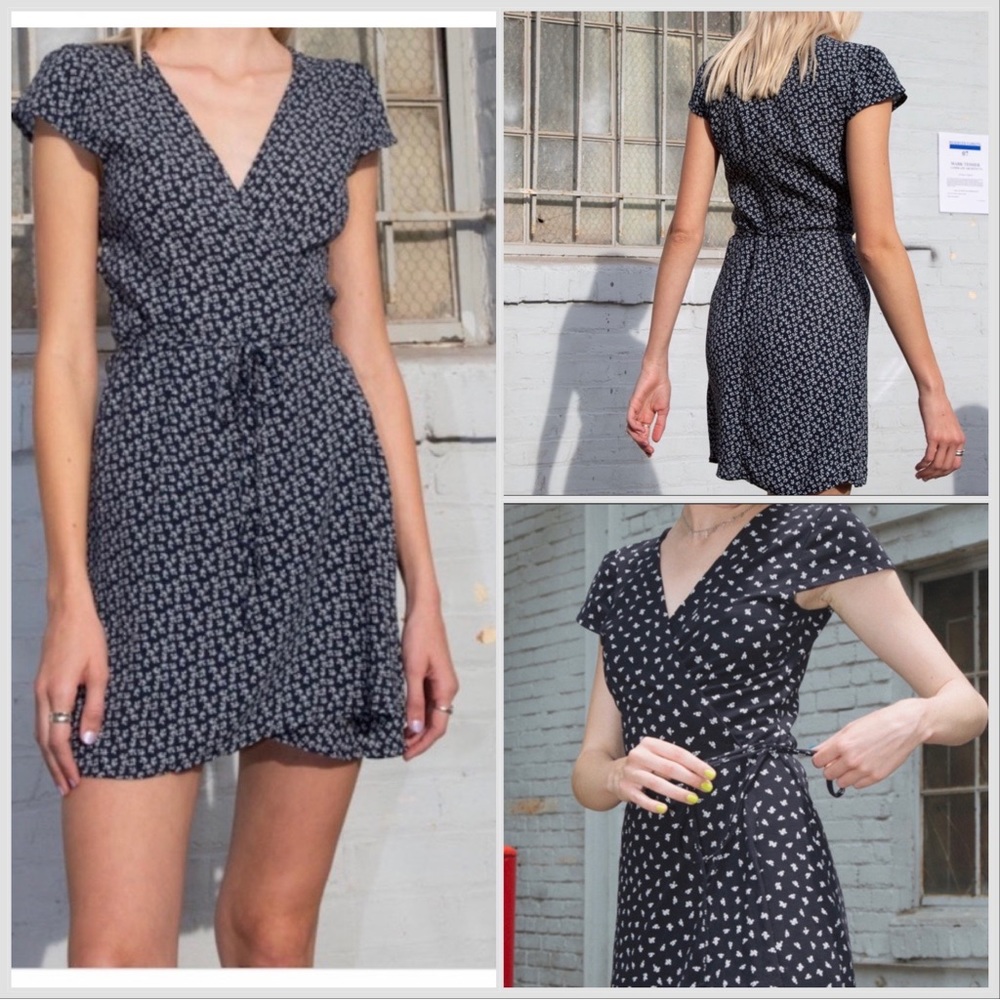 Brandy Melville Robbie Blue ditzy floral y2k Wrap Dress O/S